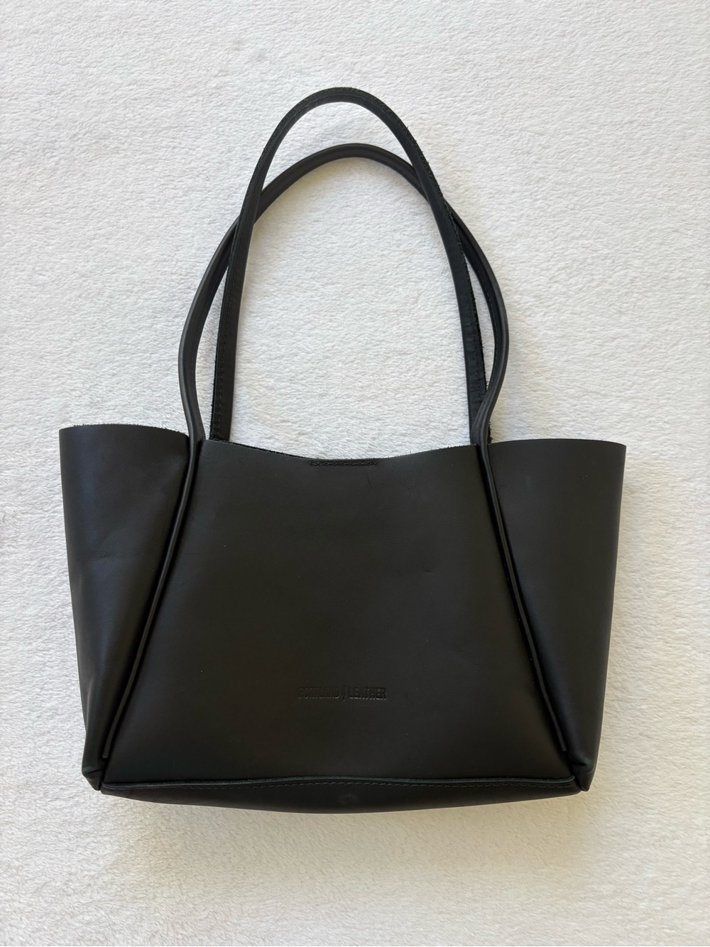 Minimalist Black Leather Tote Bag - Unbranded